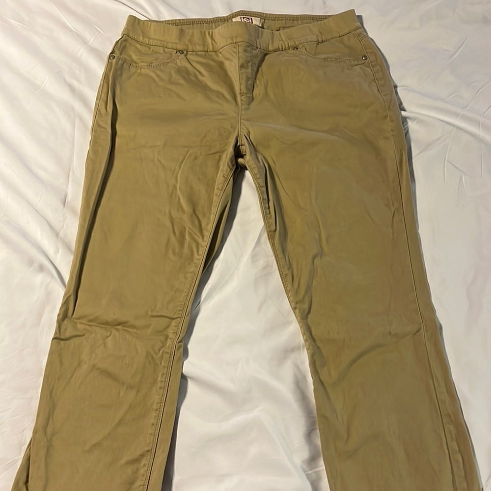 Lei tan capris